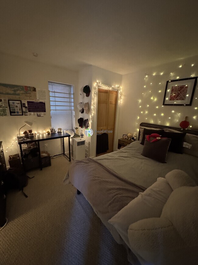 Photo - 24 St Cyprians Pl Unit 2R