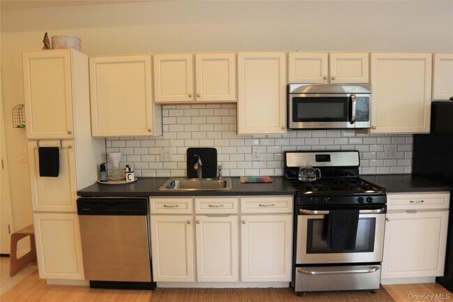 Photo - 217 Main St Unit 2