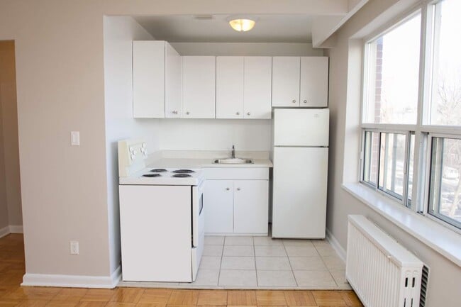 Photo - 65 Windermere Ave