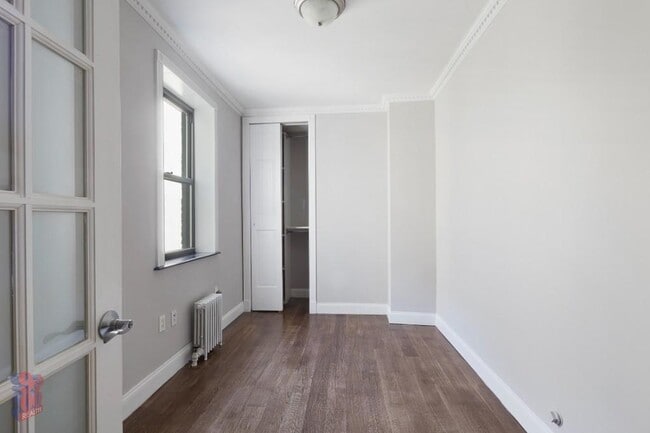 Photo - 326 E 100th St Unit 5D