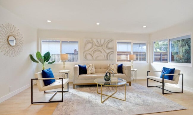 1148 Camellia Dr