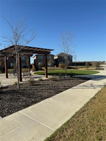 Photo - 2114 Mdw Pk Dr