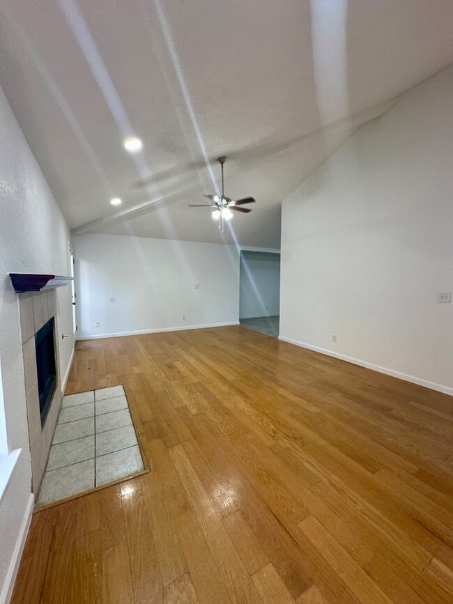 Photo - 7588 Plaza Taurina Dr