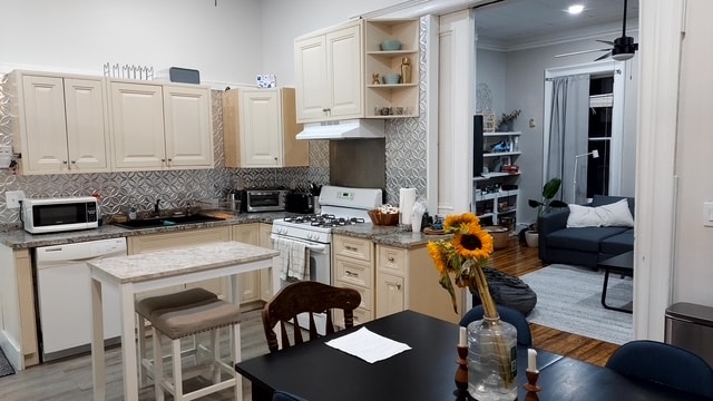 Cocina -1 - 180 Bowen St Unidad 1