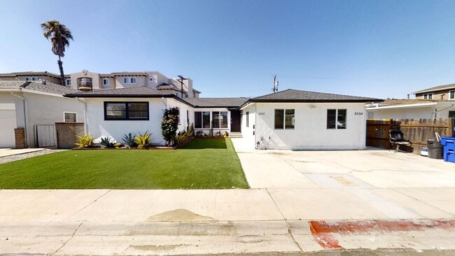 Building Photo - Beautiful 7BD/4BA on Mary Rental