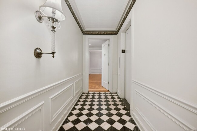 Photo - 3100 N Sheridan Rd Unit #4D