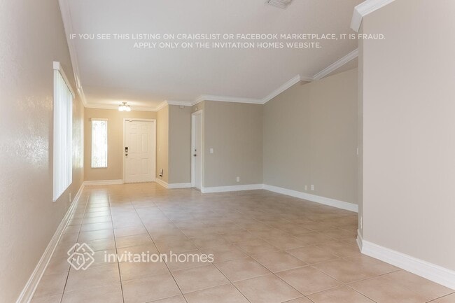 4266 Greenbriar Ln