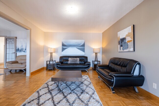 Photo - Lakeview Apartments