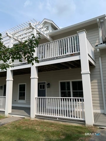 Photo - 102 Edgewater Cir