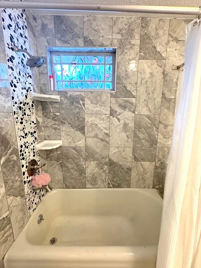 Photo - 1209 Windsor Ave