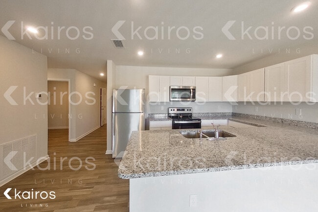 Photo - 21664 Yosemite Blvd