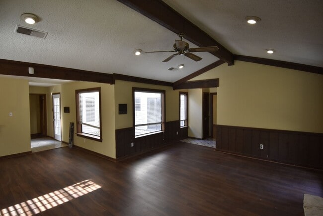 Photo - Charming 3-Bedroom Home in Cordova-Comfort & Convenience!