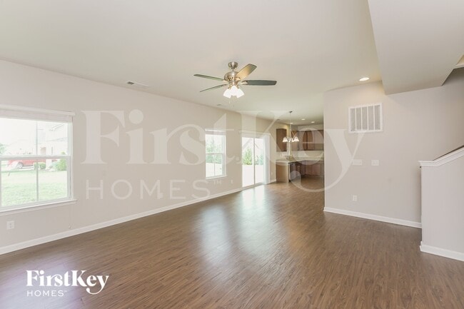 Photo - 102 Shanache Dr