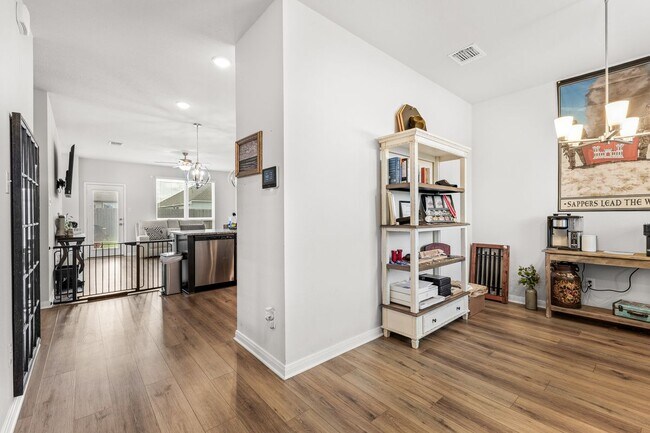 242 Boatright Blvd