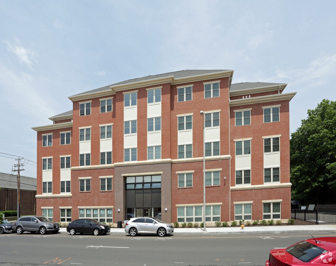 Photo - Gateway at 570 Apartments