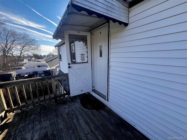 Photo - 463 Duryea Ave