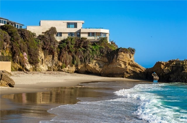 Building Photo - 1901 Ocean Way Rental