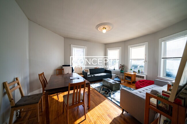 Photo - 63 Hillside St Unit 1