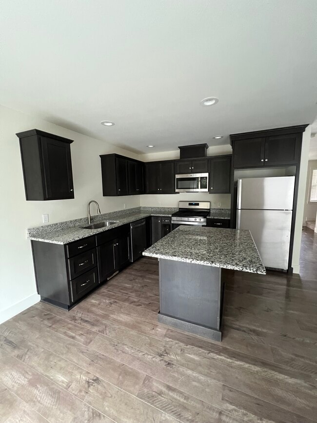 Building Photo - 1396 S Wahanna Rd Rental