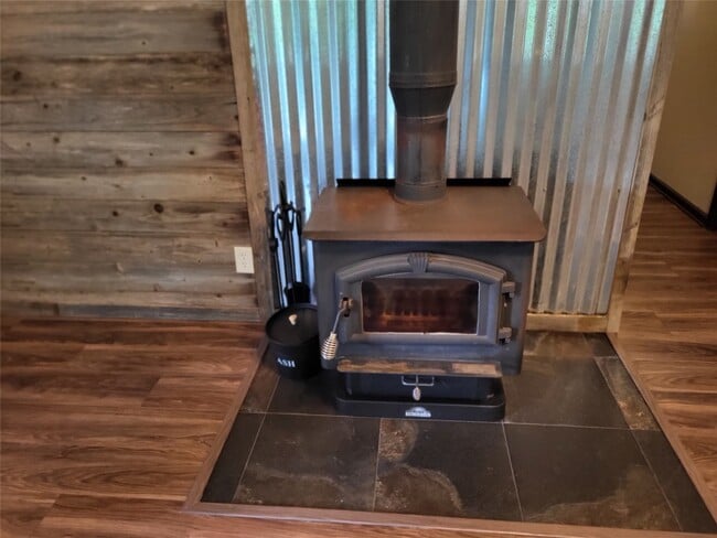 Photo - 30 Rdg Crk Dr