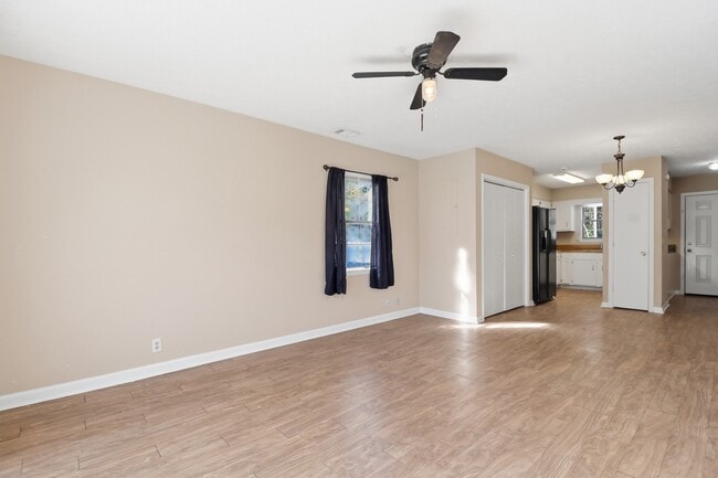 Photo - Ash St Ex Unidad B