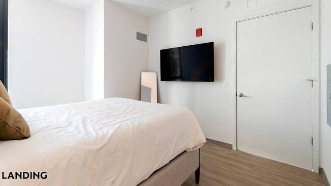 Photo - 513 S Damen Ave Unidad 702