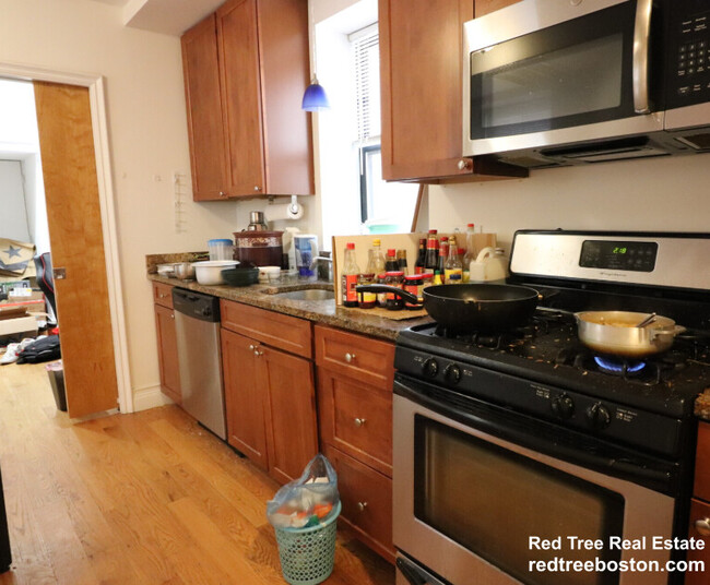 Building Photo - 64 Louis Prang St Unit 3 Rental