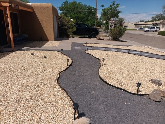 Photo - 3 Bedroom, 1 Bathroom Home! Schedule a Showing Soon!