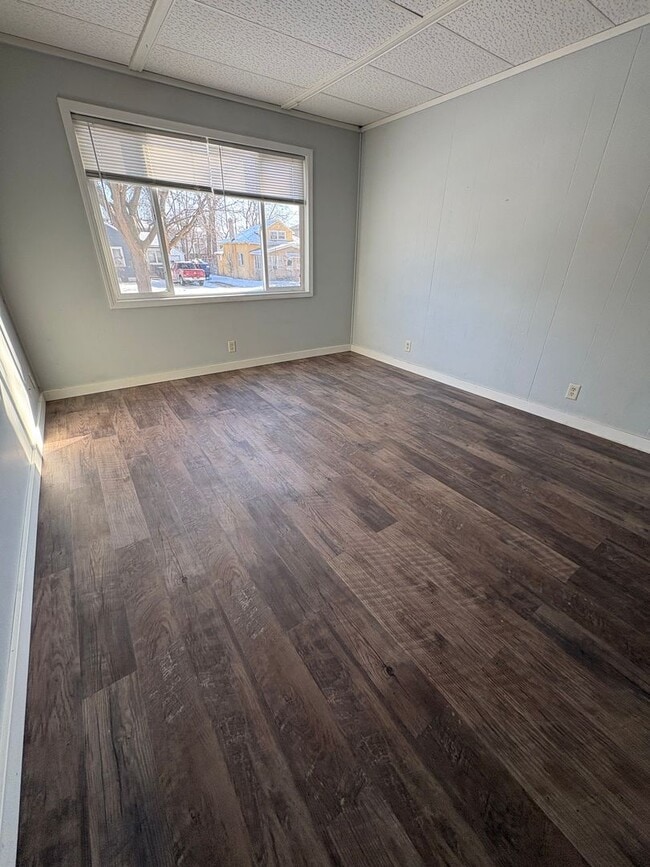 Photo - AI - 05 - Avon St Unit 217