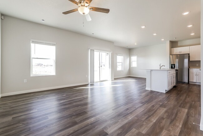 Photo - 2177 Flower Blossom Ave