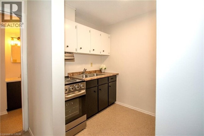 Photo - 64 Benton St Unit 705
