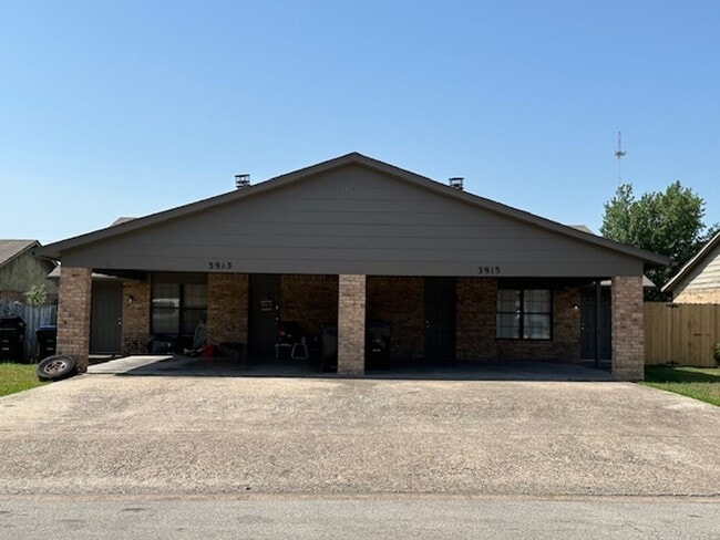 Building Photo - PEPERPORT.3913-3915 Unit 3915 Rental