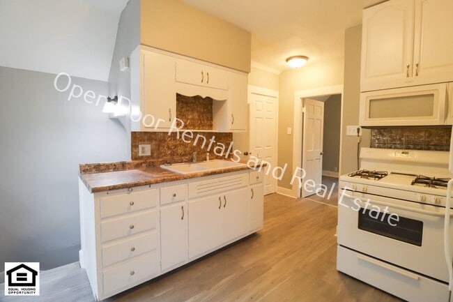 Photo - 824 Huestis Ave Unit Apt C