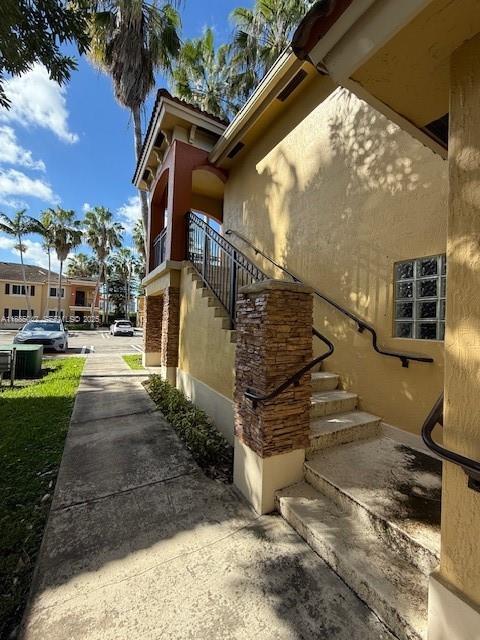 Photo - 985 NE 33rd Terrace Unidad 204