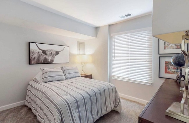 Photo - 14163 Castle Blvd Unit 204