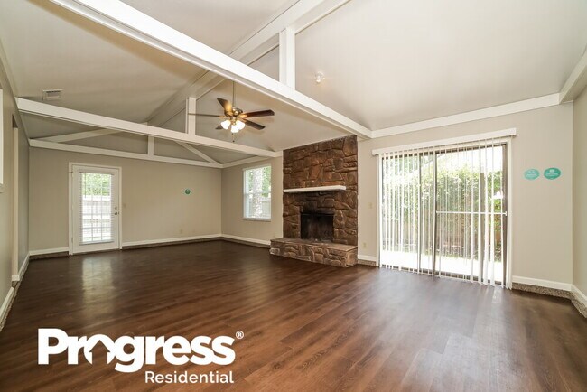 Photo - 10533 Docksider Dr E