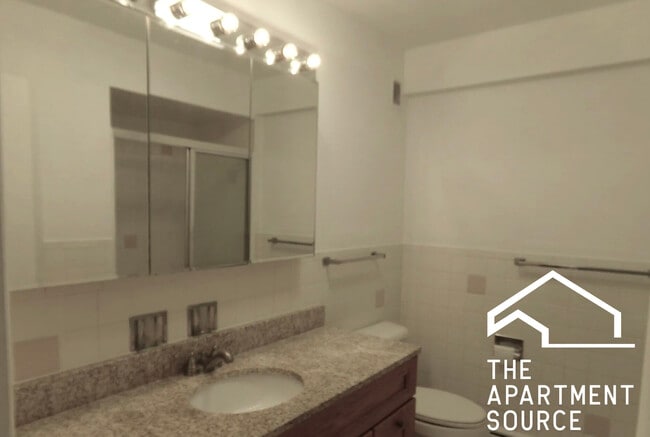 Photo - 8644 Skokie Blvd Unit 306