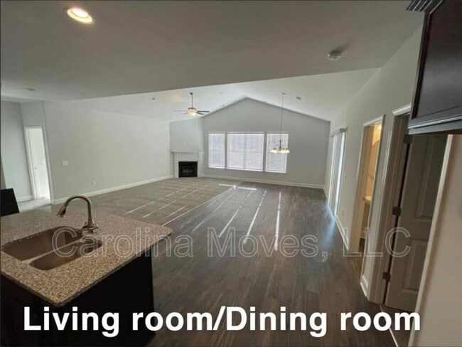 1025 Spruce Grove Rd
