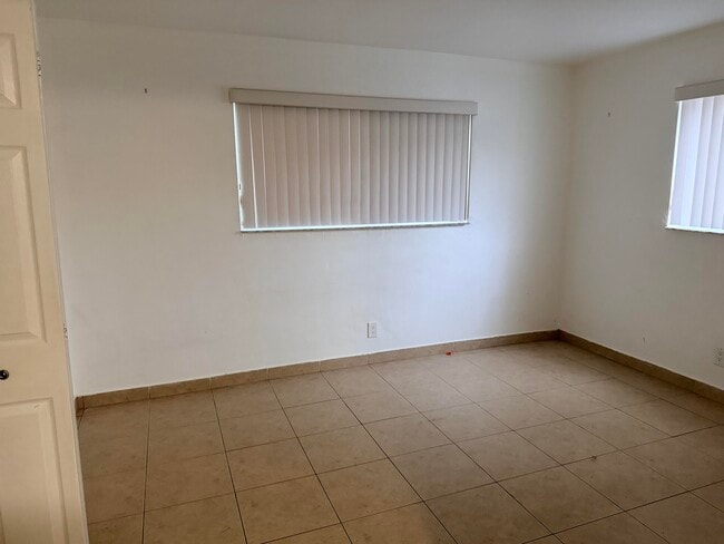 Photo - 5271 SW 90th Way