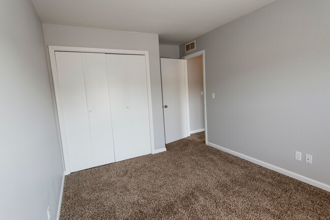 Photo - Hidden Elms Apartments