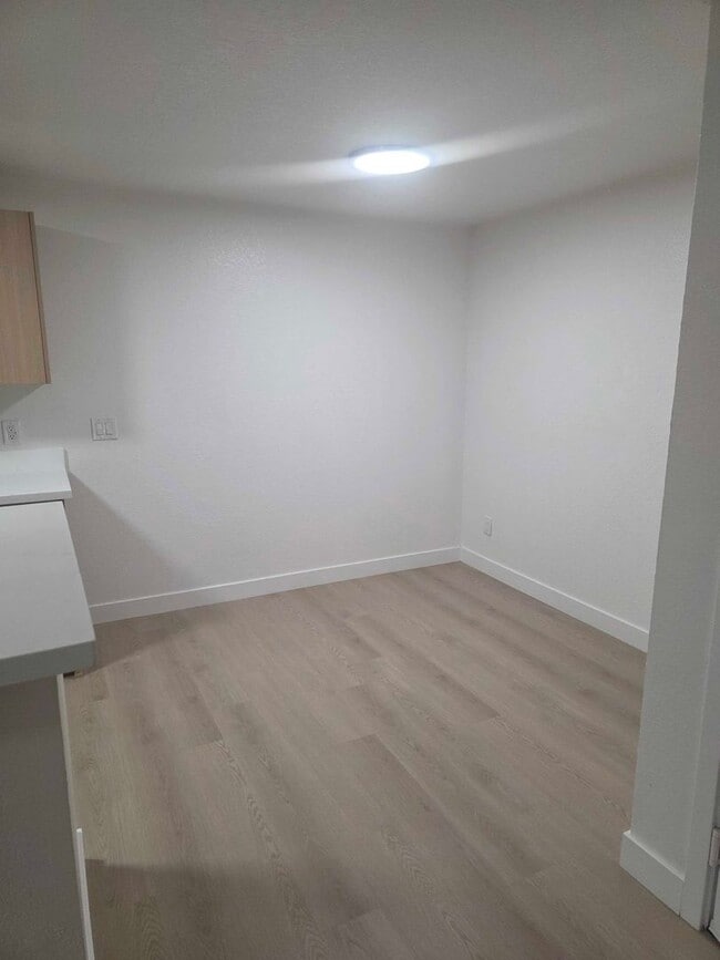Wellington Place Apartments