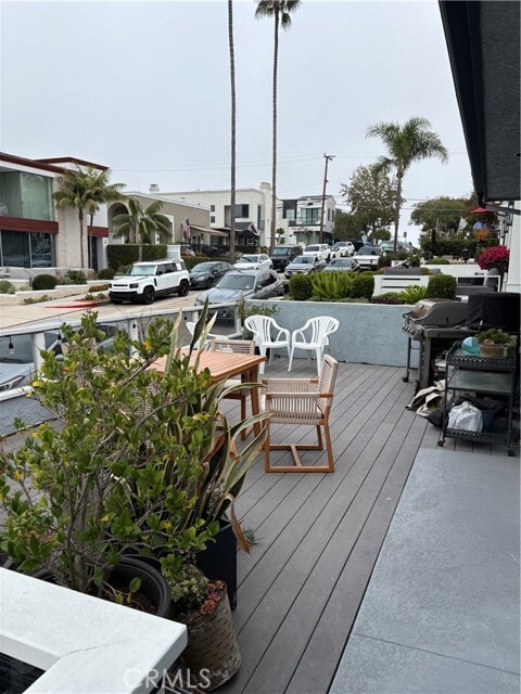Photo - 206 Fernleaf Ave