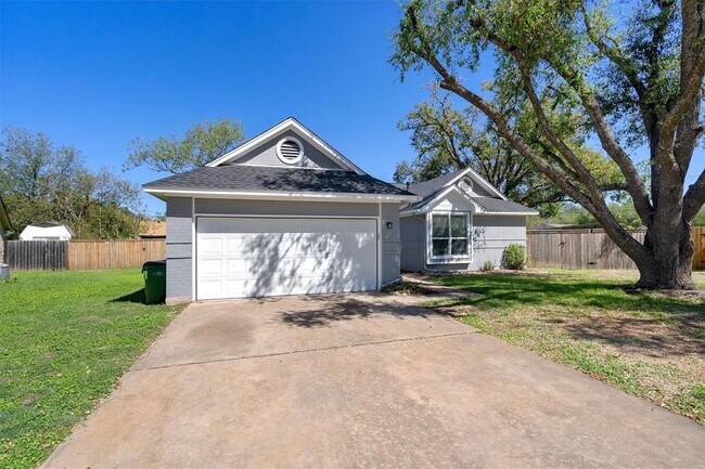 Photo - 1602 Chowan Pl