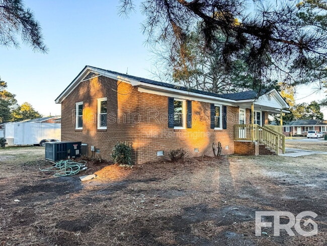 Photo - 530 Hillcrest Ave