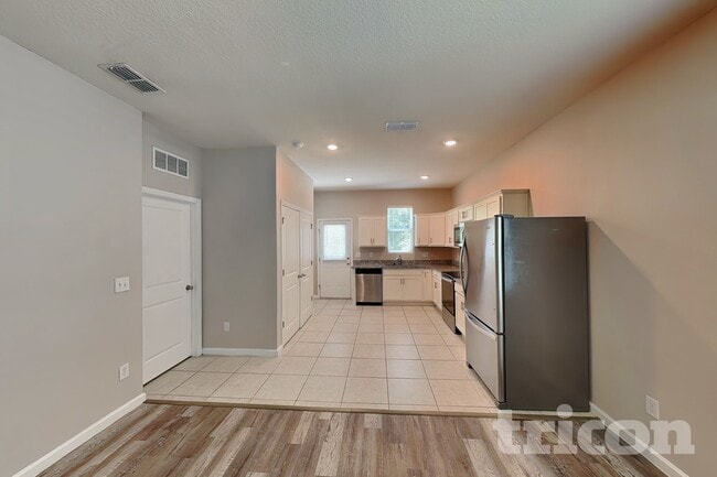 Photo - 1073 Cades Cv Wy