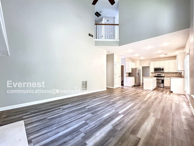 Photo - 3325 Hidden Trail Rd SE