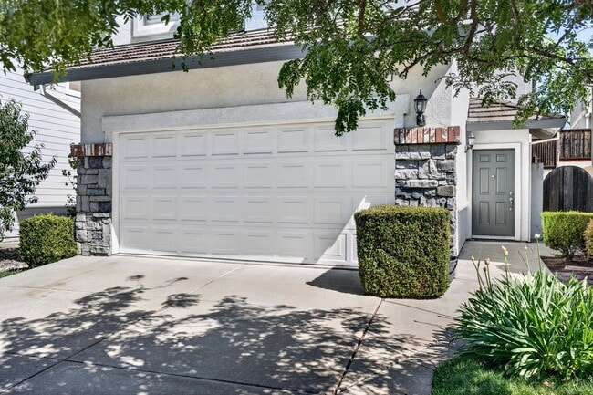 Photo - Renovated Court Location Beauty – Spacious 4BD Home Near Pleasant Hill!