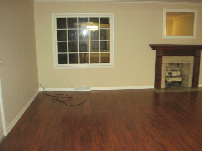 Photo - 1013 S Briarwood Dr