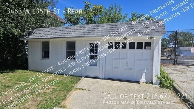 Building Photo - 3463 W 135th St Unit Rear Rental
