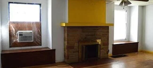Photo - 525 Owen St